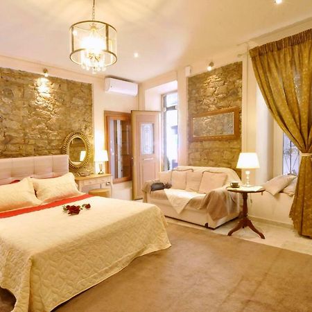 Venetian Suite Mitropolis By Konnect, Old Corfu Town Exterior photo